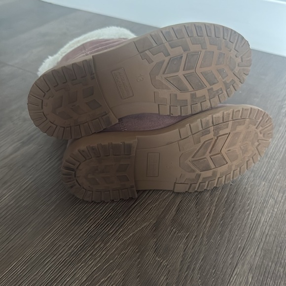 Old Navy Pink Kids Boots -  Size 13 - Picture 5 of 5